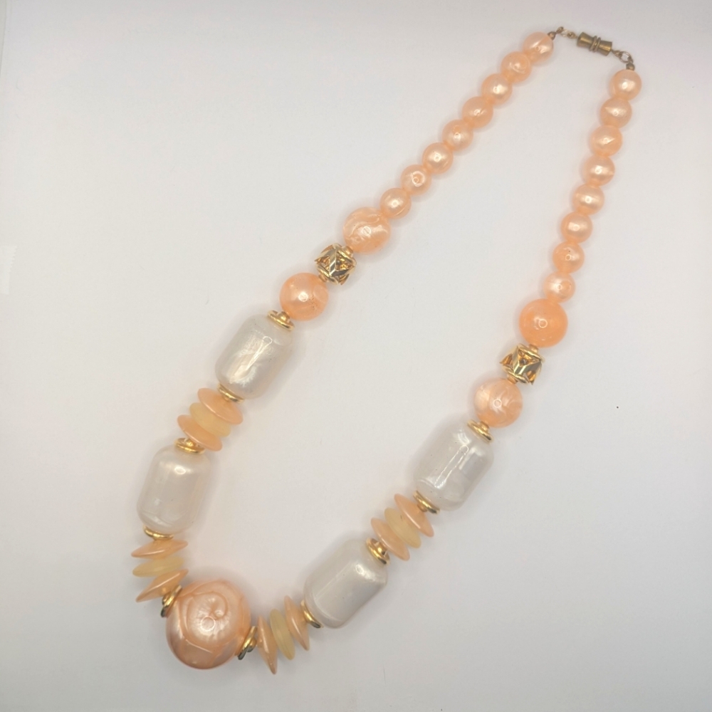 Vintage Pearl and Gold Necklace